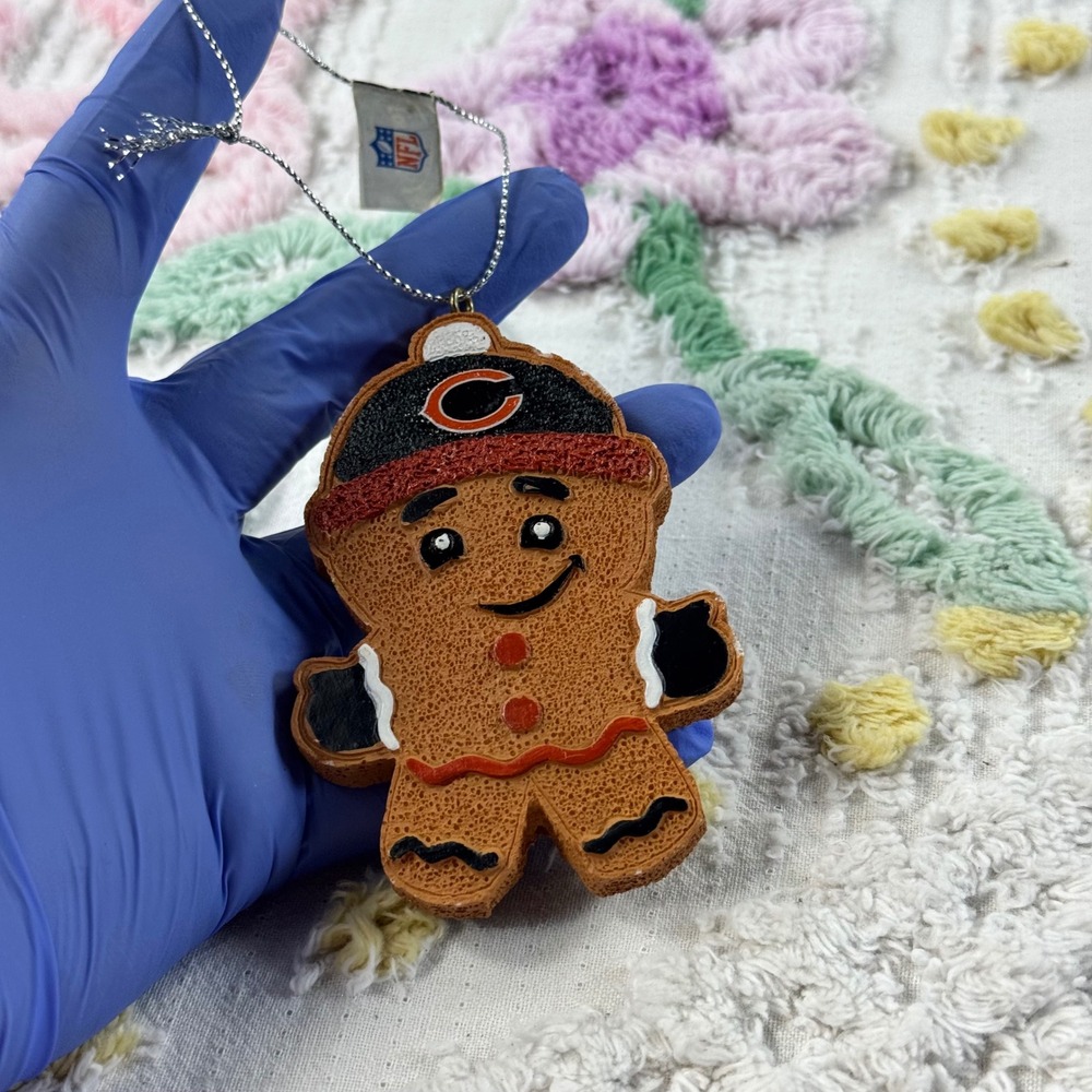 Forever Collectibles Chicago Bears NFL Gingerbread Man Christmas Ornament